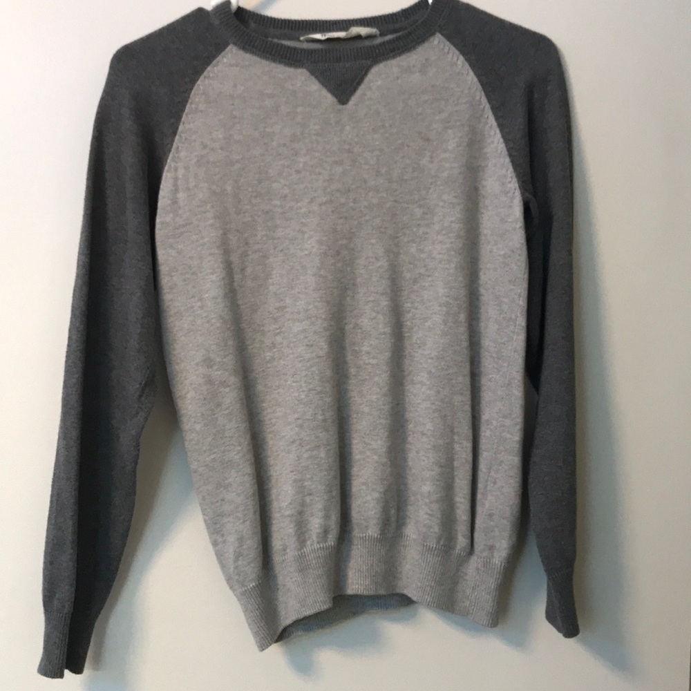 H&M Boys Two Tone Gray Sweater